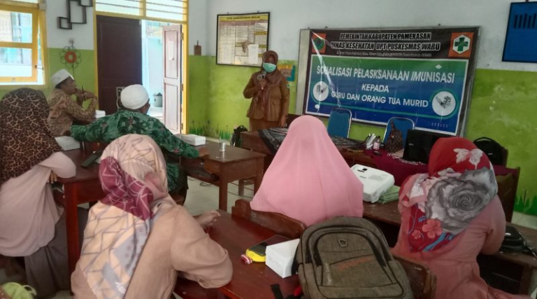 Sosialisasi Pelaksanaan Imunisasi Kepada Guru dan Orang Tua Murid