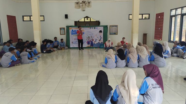 AKSI BERGIZI DI SEKOLAH MA DARUL AMIN